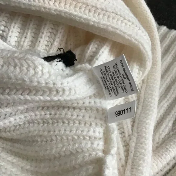 New York and Company Faux Leather Trim Zip Poncho White - Picture 7 of 7